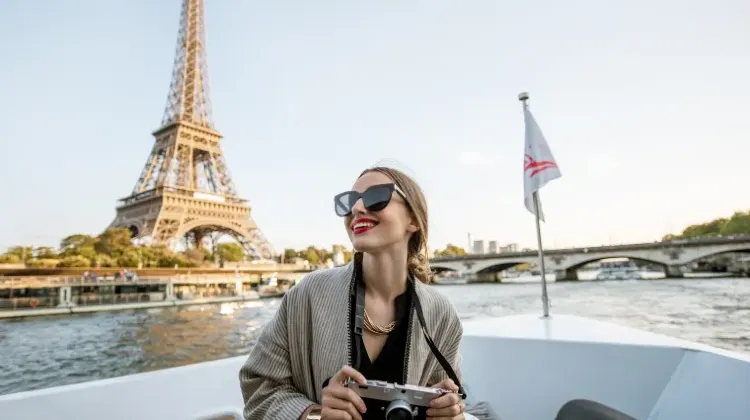 フランス以外のコンセント形状と電圧一覧