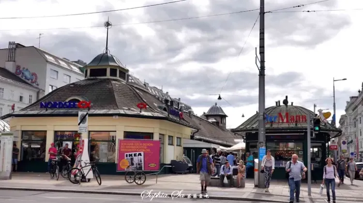 オーストリアでしか買えないお土産を選ぼう