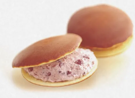 9.榮太楼「なまどら焼」