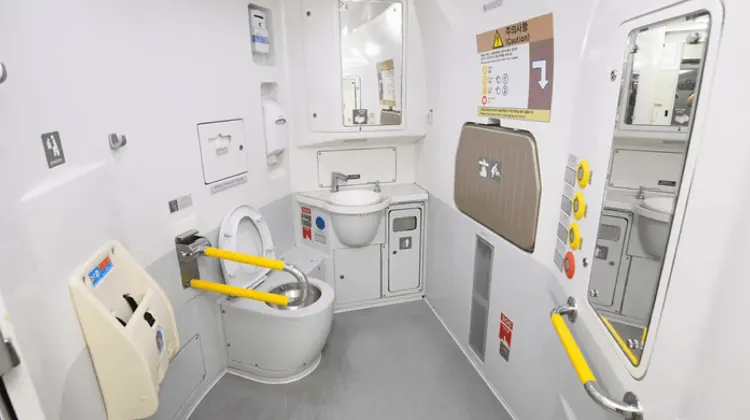 多目的トイレ
