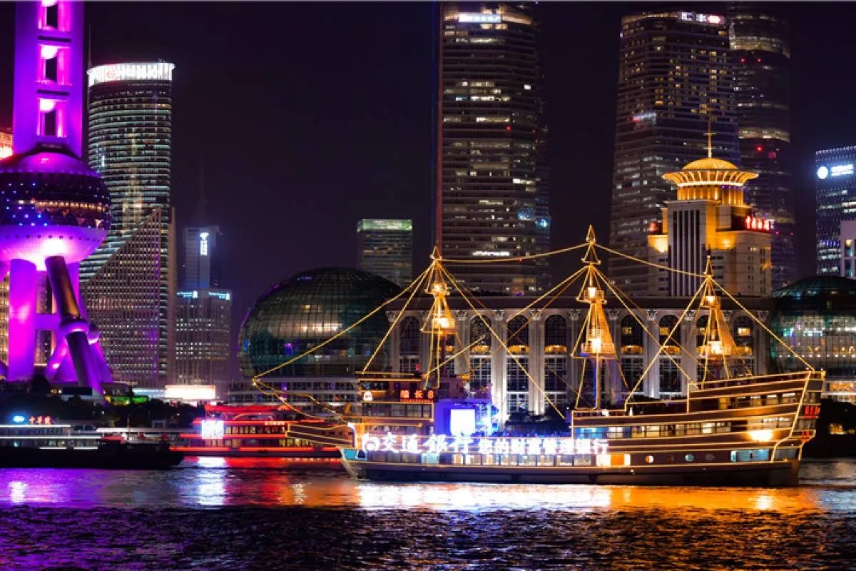 Huangpu River Cruise