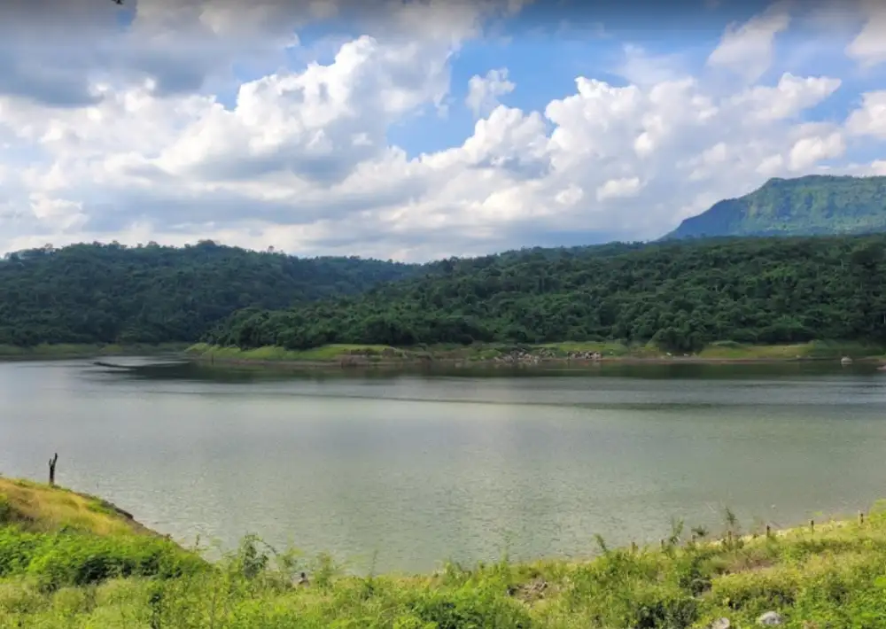 ที่เที่ยวนครนายก