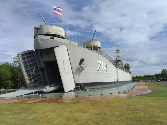 พิพิธภัณฑ์เรือรบหลวงลันตา กระบี่