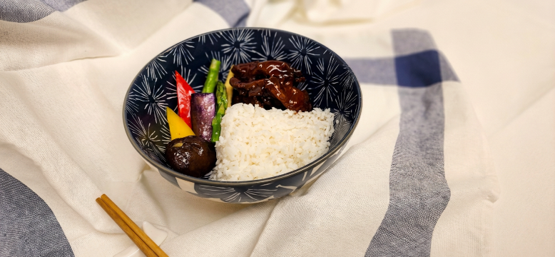 ZIPAIRの機内食はいくら？料金の目安と支払い方法