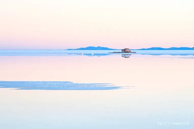 ボリビア観光のeSIMは高速データプランが便利！