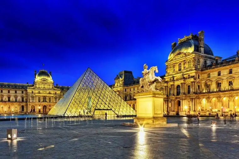 Louvre Museum