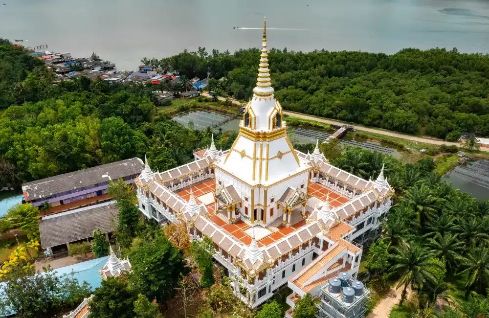 วัดมหาธาตุแหลมสัก