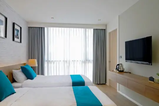 โรงแรมบี สเตย์ (B Stay Hotel)