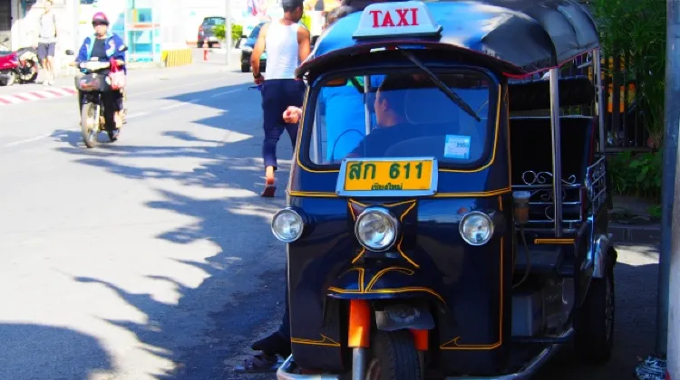 タイのトゥクトゥクに向いている人・向いてない人
