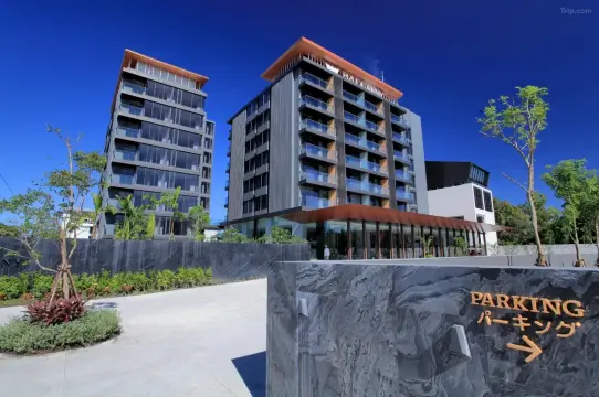 บัลโคนี ซีไซด์ ศรีราชา(Balcony Seaside Sriracha Hotel & Serviced Apartments)