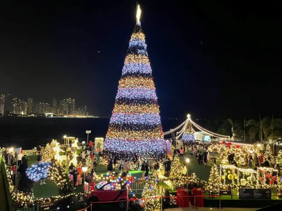 聖誕樹2022 – 西九文化區