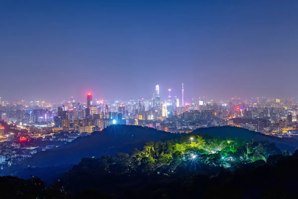 Baiyun Mountain (White Cloud Mountain)