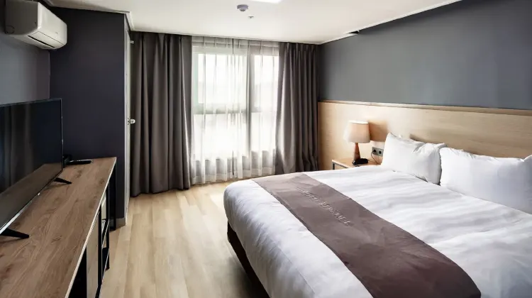 Best Hotels Near Gwangmyeong Station
