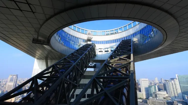 梅田スカイビルの空中庭園展望台について【基本情報】