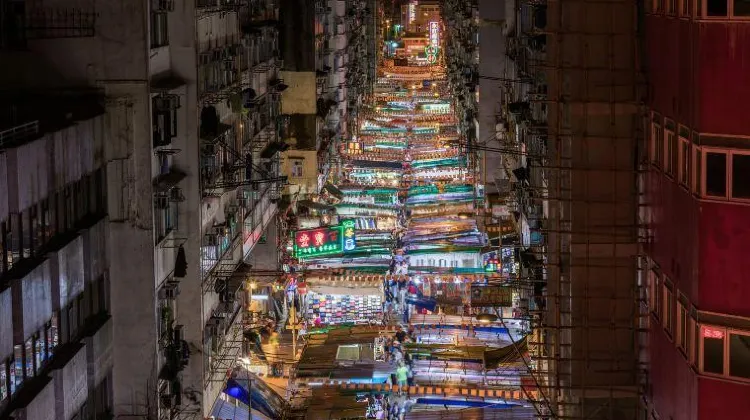 Temple Street Night Market is close to Jordan MTR Station (Exit A)