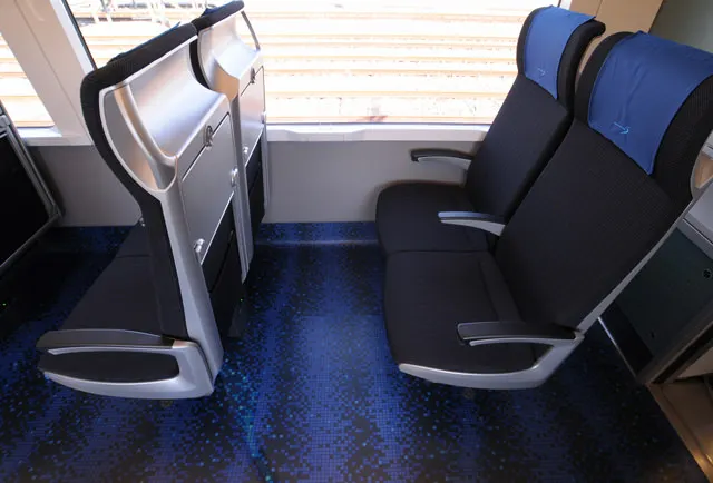 京成電鐵 Skyliner設施