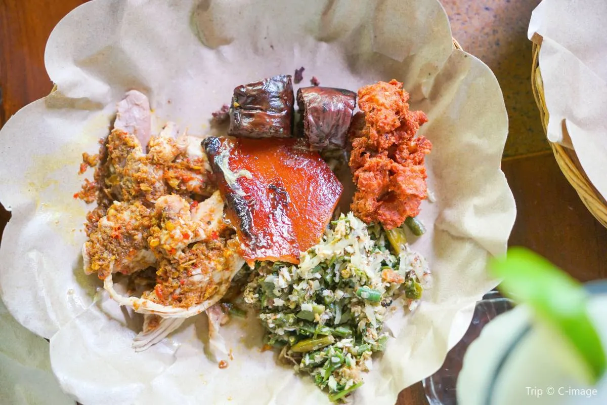 1. Makanan Khas Bali-Babi Guling ★★★★★
