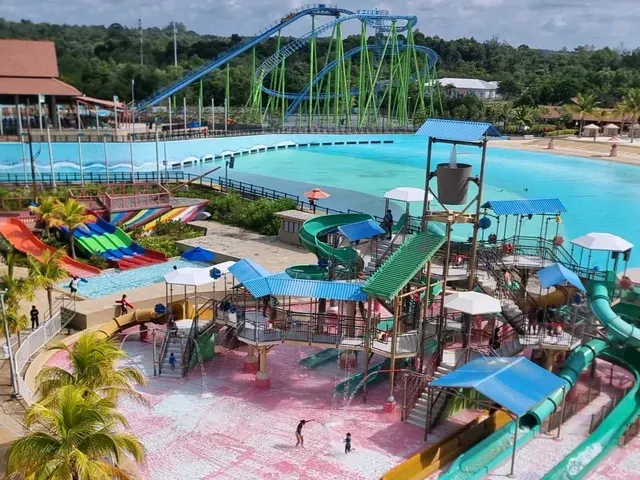 Things to do at Adventure Waterpark Desaru Coast