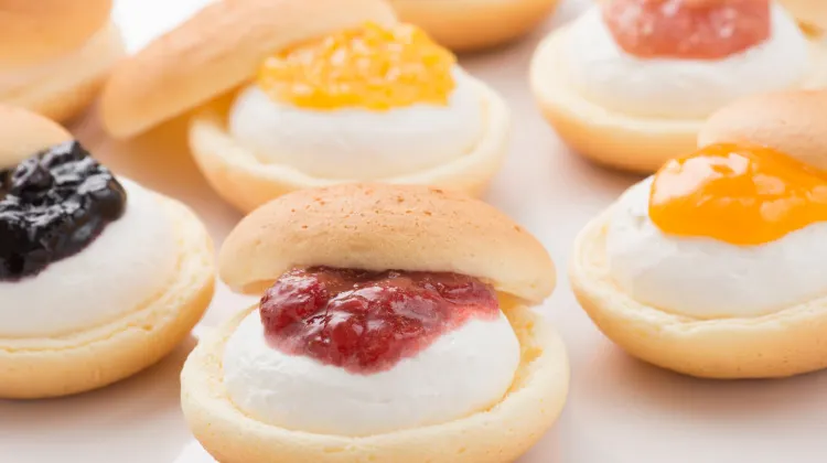 高井屋「ふわとろブッセ」