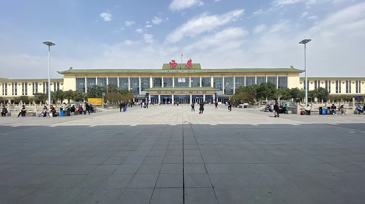 【3% OFF】Xi'an Train Station: Train Tickets, Schedule | Trip.com