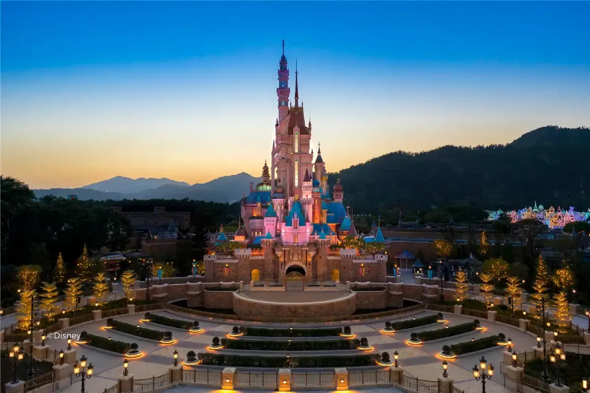 Best time to go to Hong Kong Disneyland