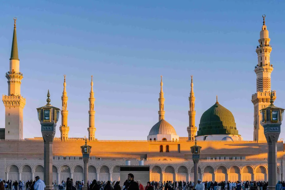 Trip.com | تأشيرة حج أو عمرة خلال رمضان للمسلمين الأجانب