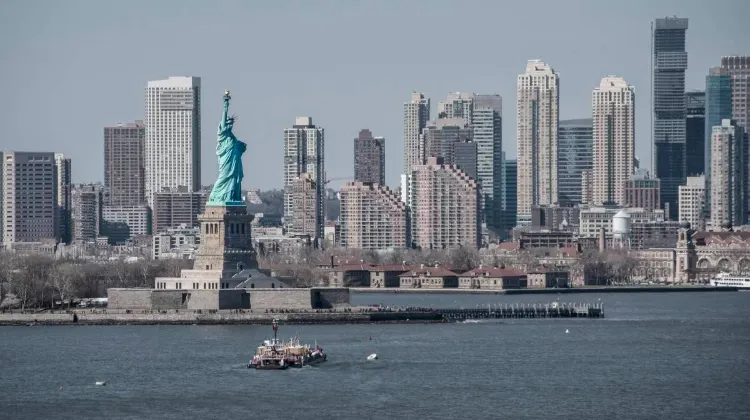 美國簽證 – 紐約 – 自由神像