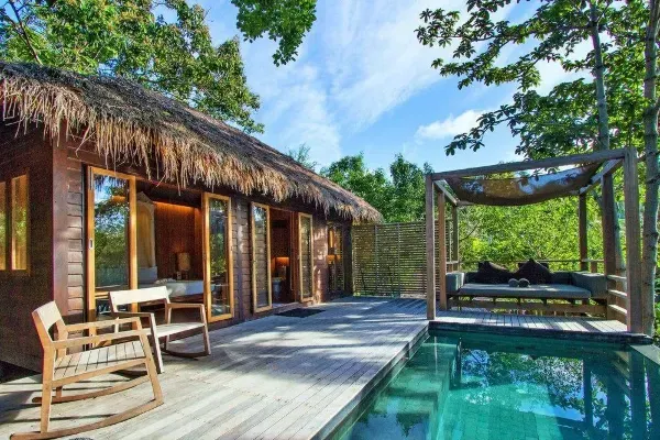 เกาะนางยวน ที่พัก-หาดเทียน บีช รีสอร์ท