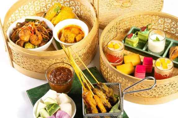 Makanan dan Restoran di Menara Petronas