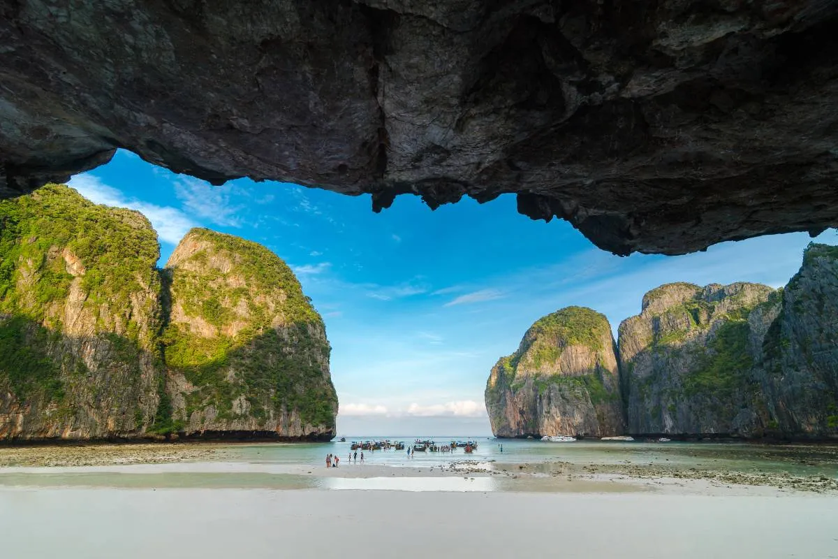 อ่าวมาหยา กระบี่