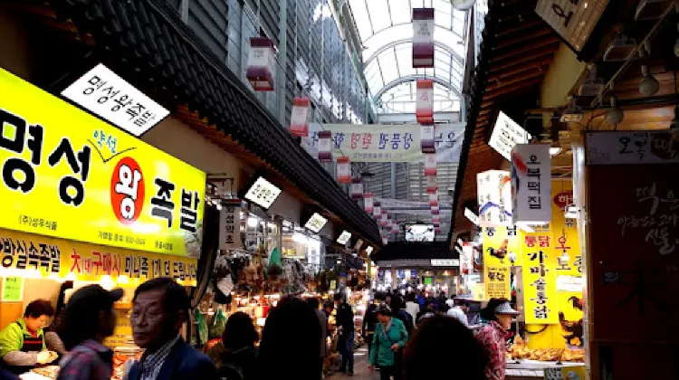 モッコル総合市場