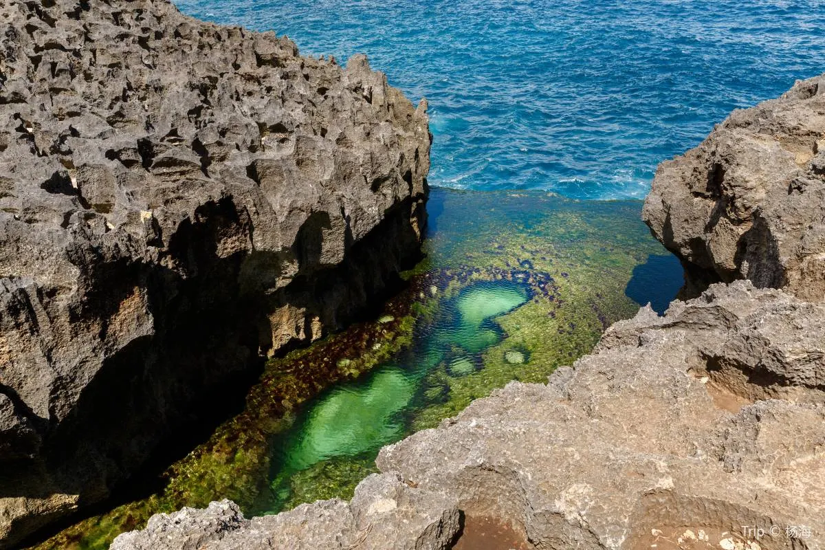 Tempat Wisata di Indonesia-Angel's Billabong