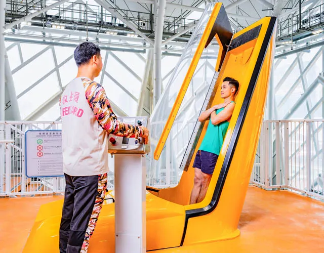 新濠影匯水上樂園 極限逃生艙