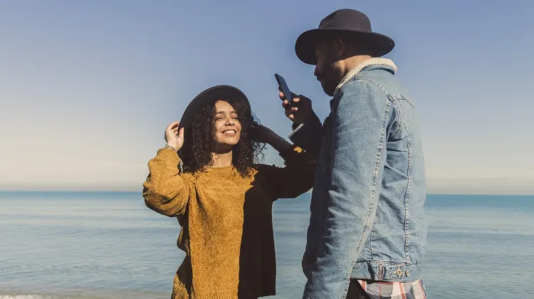 海外でスマートフォンを使うならeSIMがおすすめ！