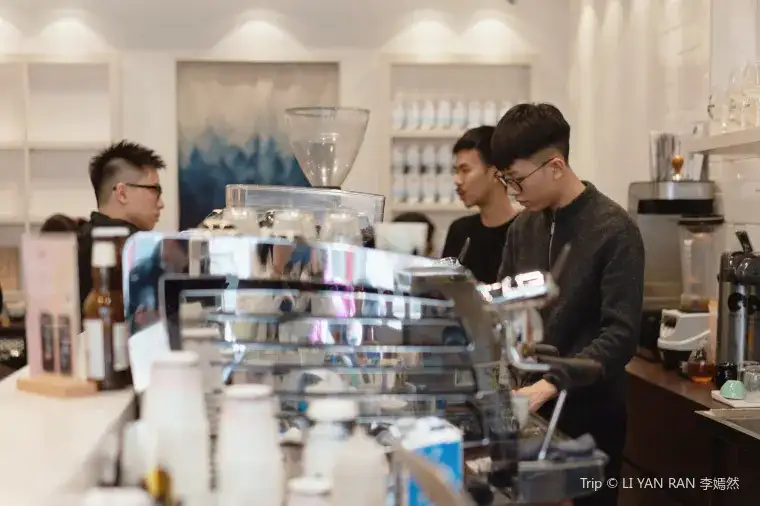 Cafe Hong Kong - Amber Coffee Brewery