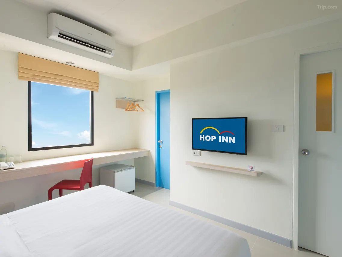 Hop Inn Chiang Mai Superhighway