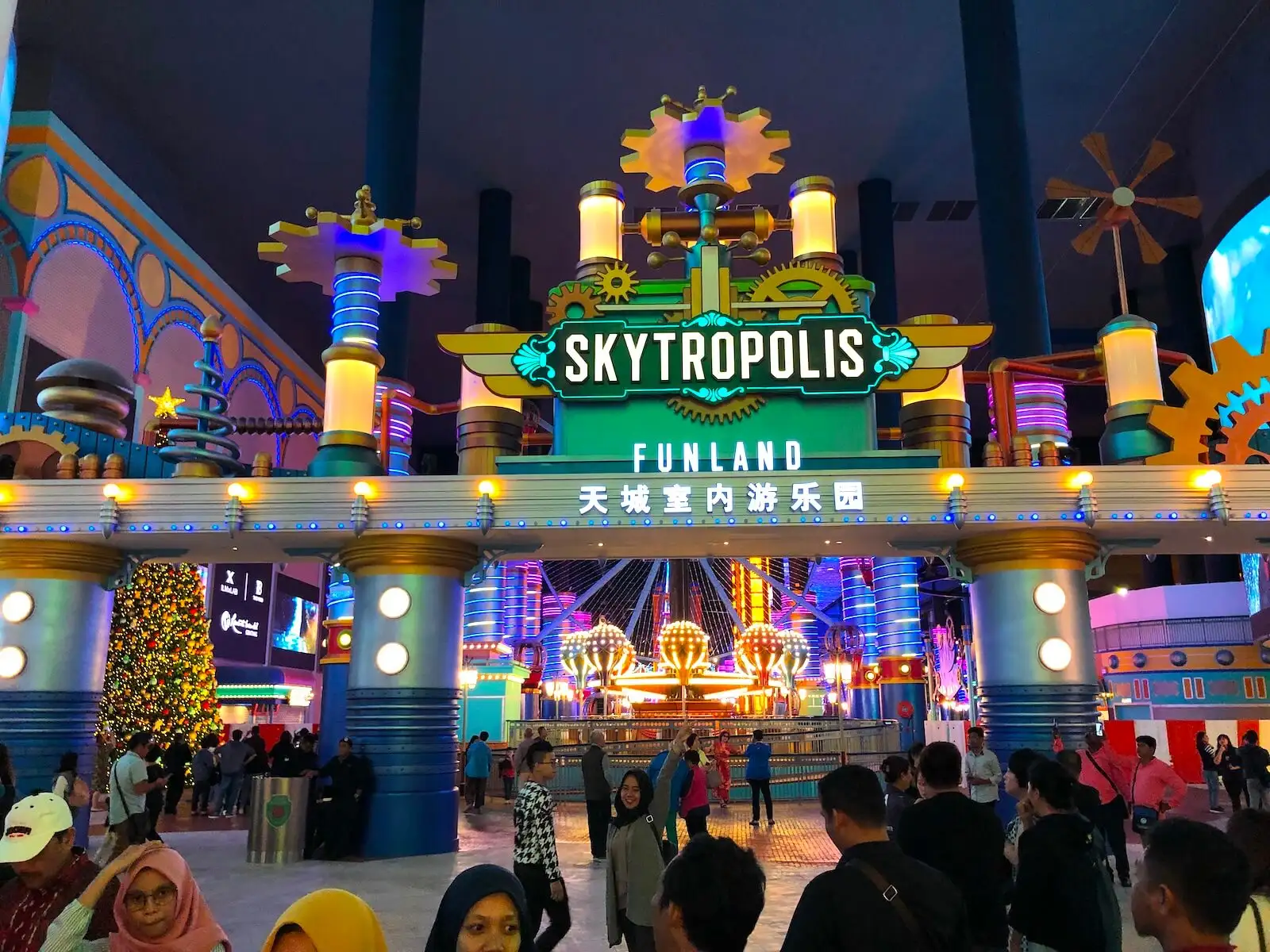 du lịch Singapore Malaysia - Công viên giải trí Skytropolis 