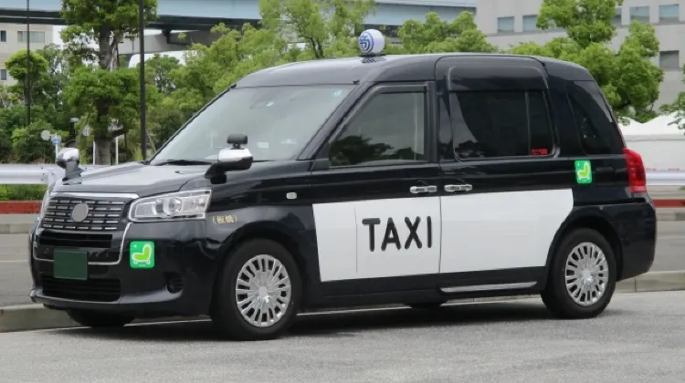 成田国際空港へのアクセス｜タクシー