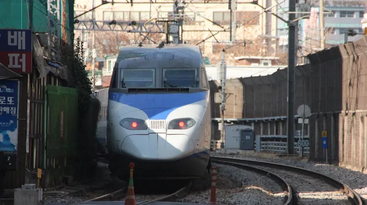 ソウルから釜山まではKTXが速くて快適！