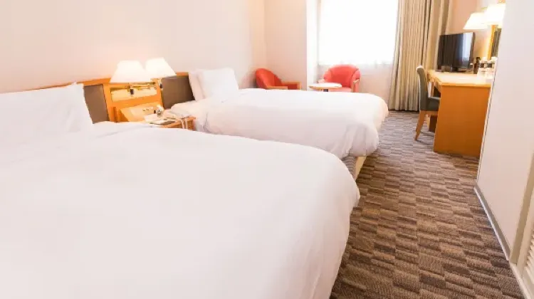 日本語OK：ホテルサンルート台北