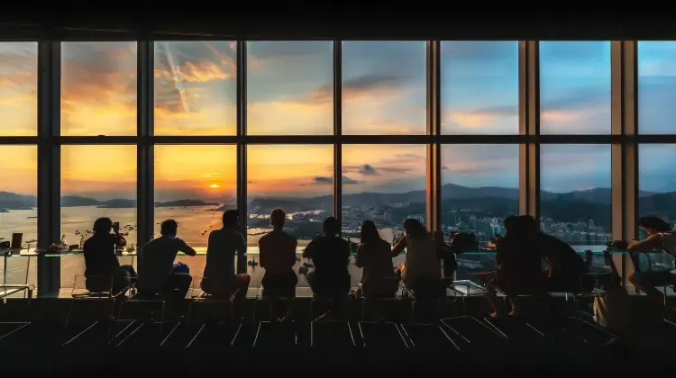 香港の天気に合わせた服装選び