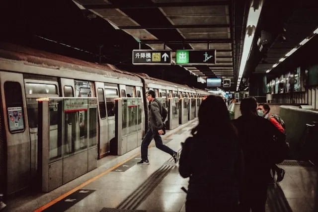 香港から深圳｜地下鉄の場合