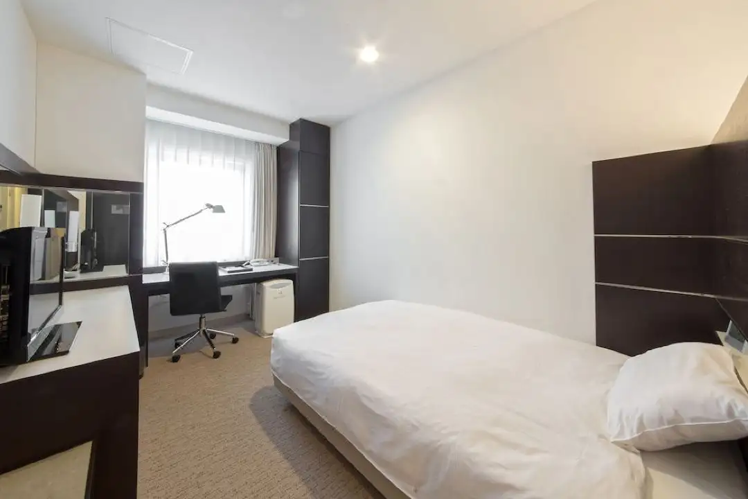 クロス・ウェーブ梅田 