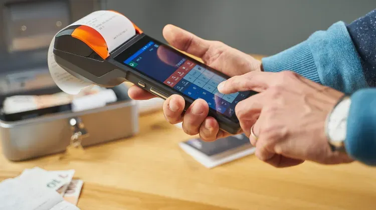 クレカ代わり！スペインで人気のキャッシュレス決済