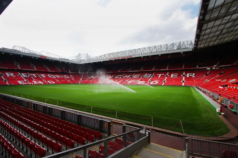  老特拉福德球場