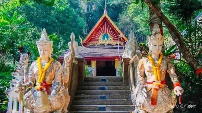 วัดผาลาด (สกิทาคามี)