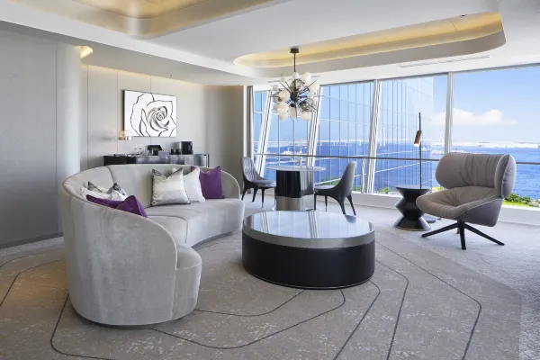 ザ・カハラ・ホテル＆リゾート　横浜