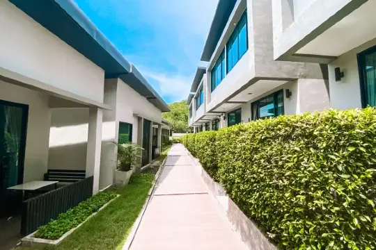 เดอะ ซีเคร็ท เกาะล้าน - ที่พัก หาดตาแหวน ติดทะเล