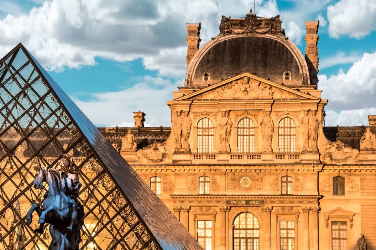 Louvre Museum
