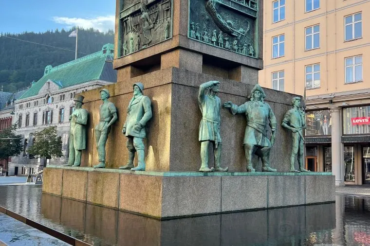 How much does it cost for transportation when traveling to Norway